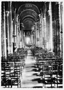 Vorschaubild Poitiers: Notre-Dame la Grande, Mittelschiff und Chor (Postkarte aus der Diakartei) 